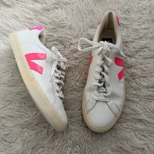 Veja Esplar Pink Sneakers